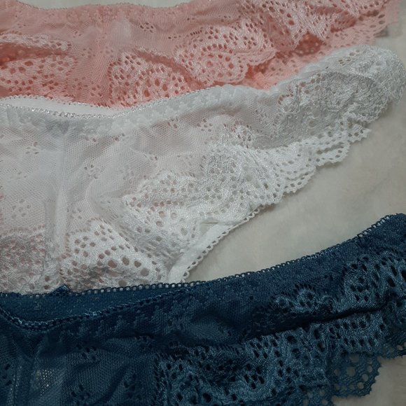 Set of 3 Lace Thong Underwear Size M - Picture 5 of 17